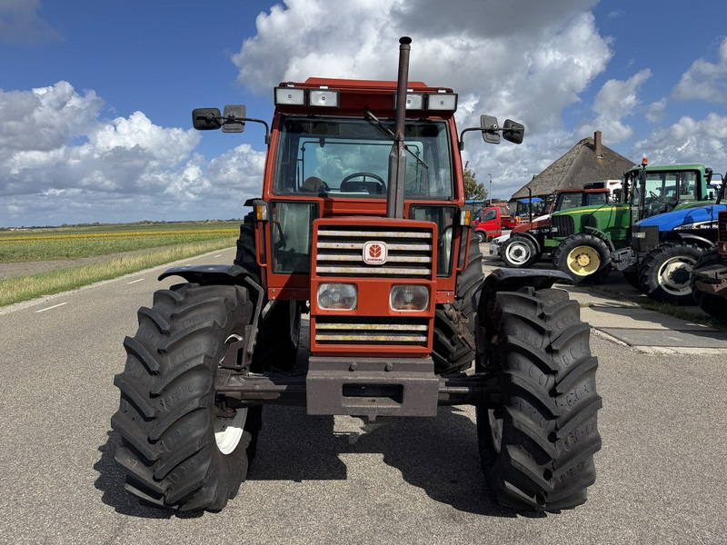 Fiat 110-90 DT - Tractor: foto 2 Fiat 110-90 DT - Tractor: foto 2