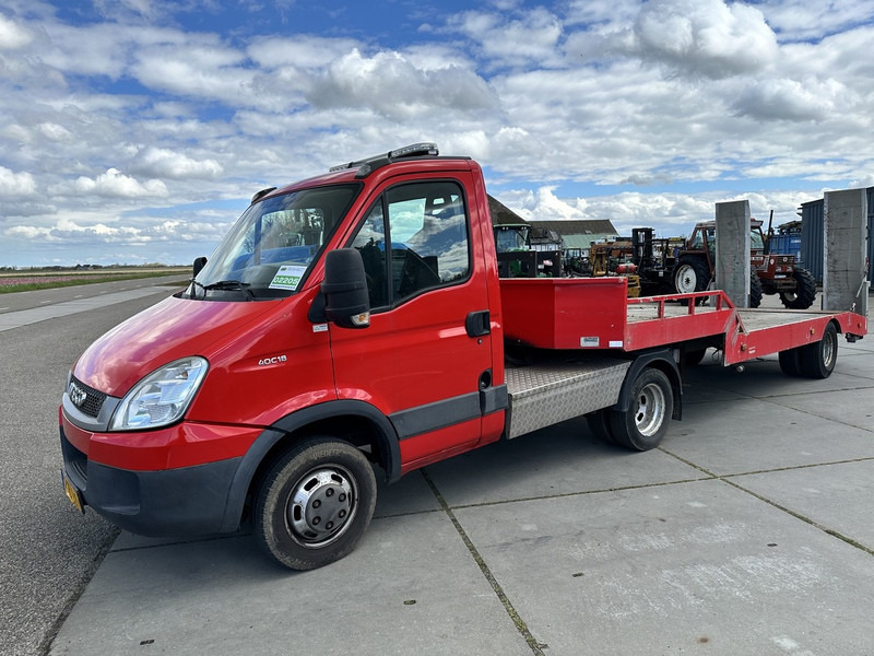Iveco Daily 40C18 - Furgón: foto 1 Iveco Daily 40C18 - Furgón: foto 1