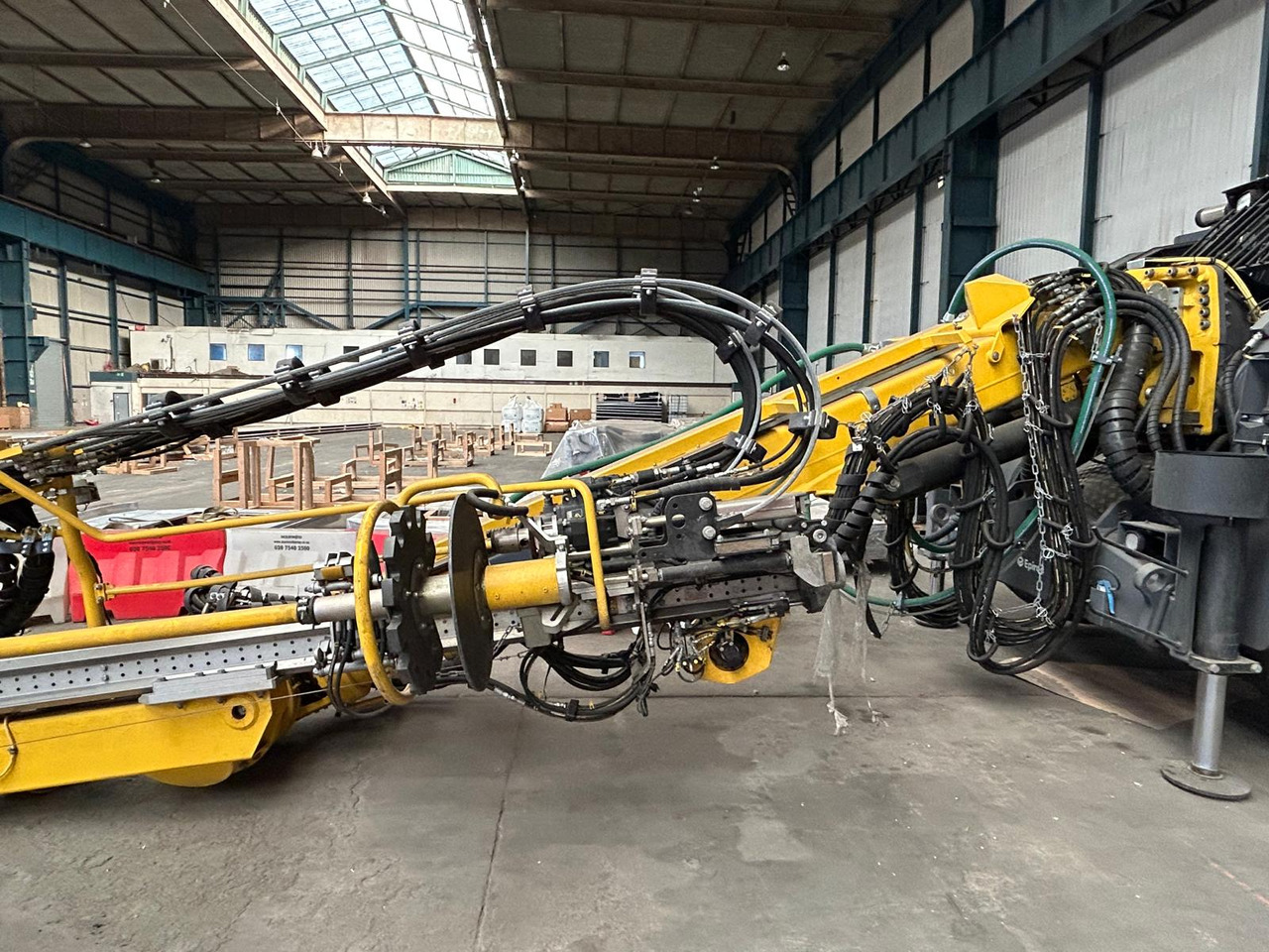 Atlas Copco (Epiroc) Boltec EC - Perforadora direccional horizontal: foto 4 Atlas Copco (Epiroc) Boltec EC - Perforadora direccional horizontal: foto 4