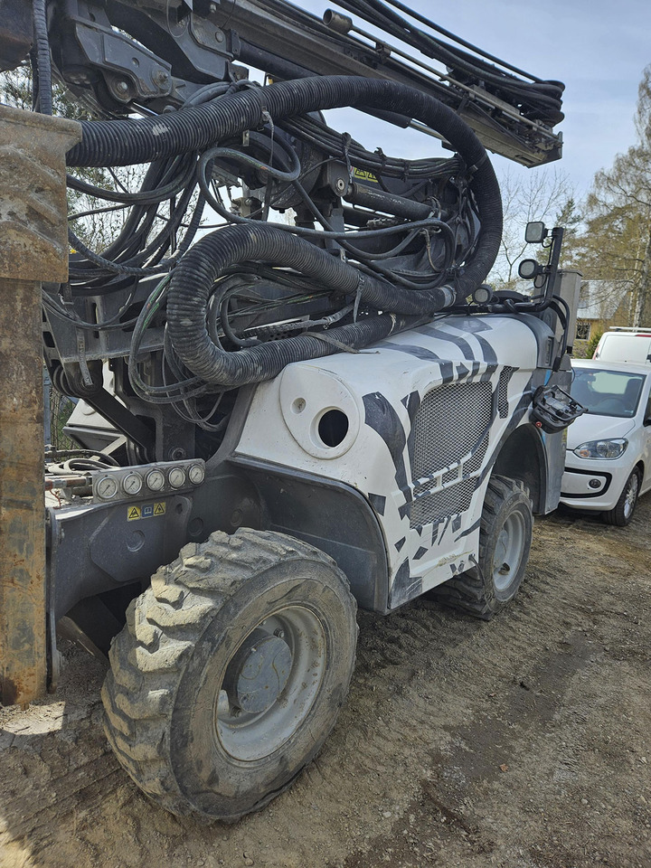 Atlas Copco FlexiROC T20 R-01 - Perforadora: foto 1 Atlas Copco FlexiROC T20 R-01 - Perforadora: foto 1
