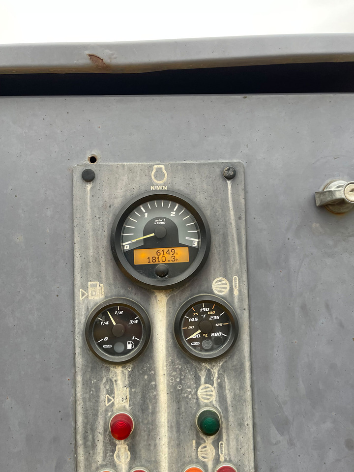 Atlas Copco ROC D3-01 - Perforadora: foto 4 Atlas Copco ROC D3-01 - Perforadora: foto 4