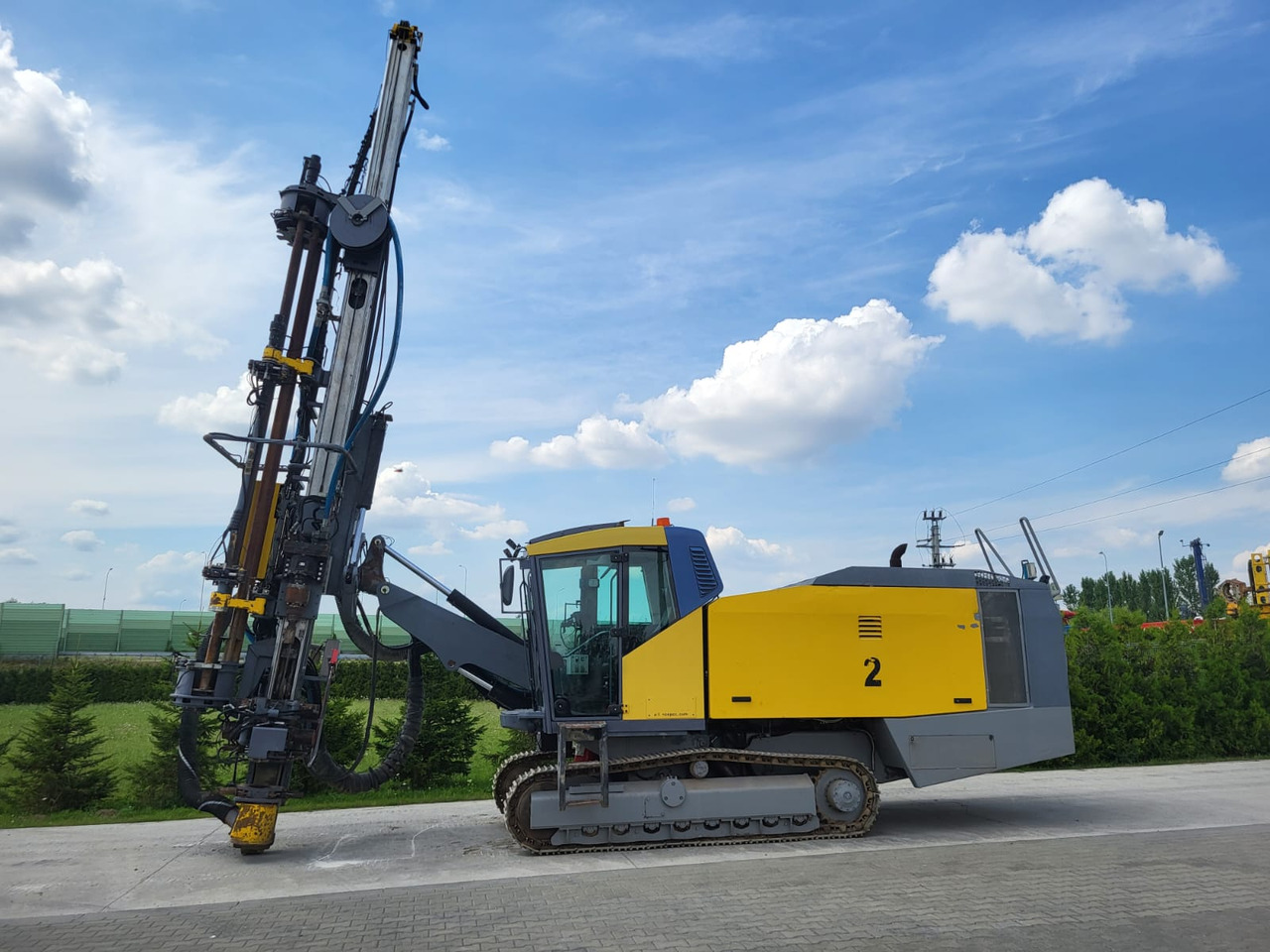 Atlas Copco ROC L6 (25)-44 - Perforadora: foto 2 Atlas Copco ROC L6 (25)-44 - Perforadora: foto 2