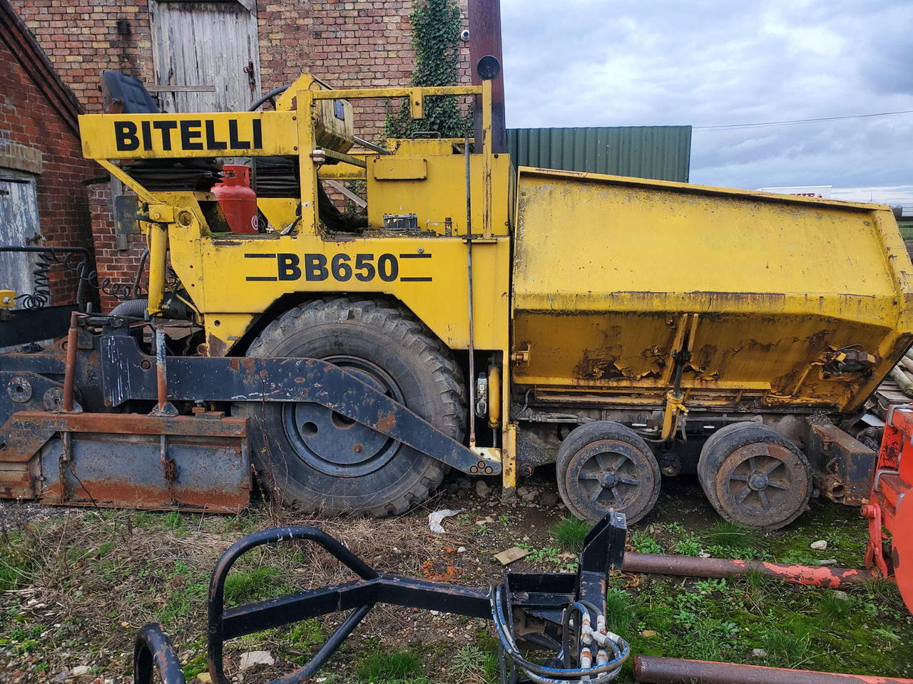 Bitelli BB650 - Pavimentadora de asfalto: foto 1 Bitelli BB650 - Pavimentadora de asfalto: foto 1