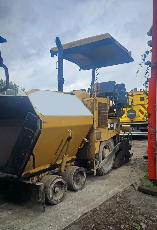 Caterpillar AP300D - Pavimentadora de asfalto: foto 1 Caterpillar AP300D - Pavimentadora de asfalto: foto 1