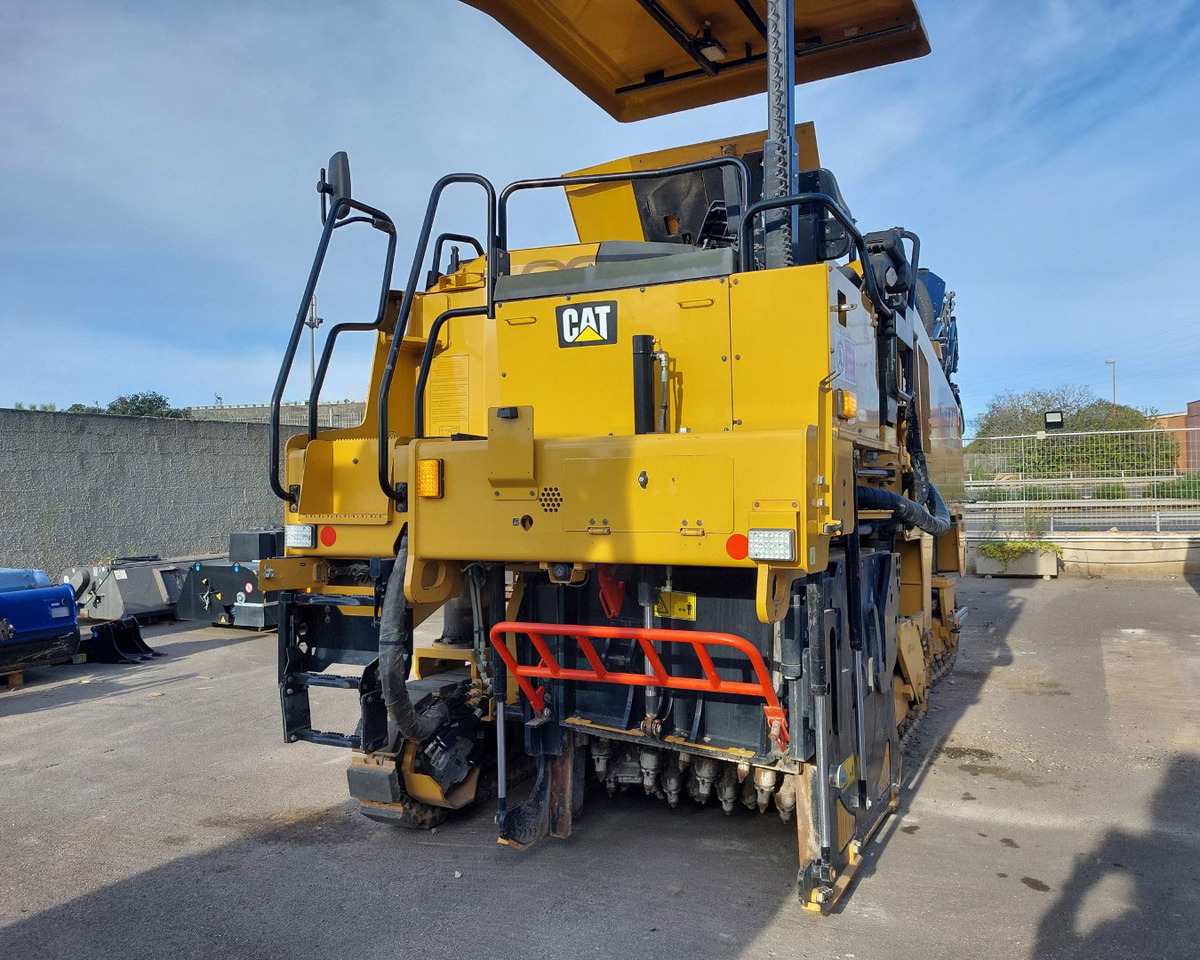 Caterpillar PM-310 - Fresadora en frío: foto 3 Caterpillar PM-310 - Fresadora en frío: foto 3
