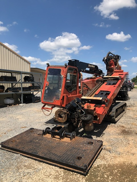 Ditch Witch JT100 Mach 1 - Perforadora direccional horizontal: foto 2 Ditch Witch JT100 Mach 1 - Perforadora direccional horizontal: foto 2