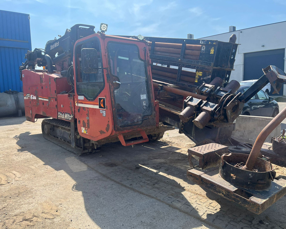 Ditch Witch JT100 Mach 1 - Perforadora direccional horizontal: foto 1 Ditch Witch JT100 Mach 1 - Perforadora direccional horizontal: foto 1