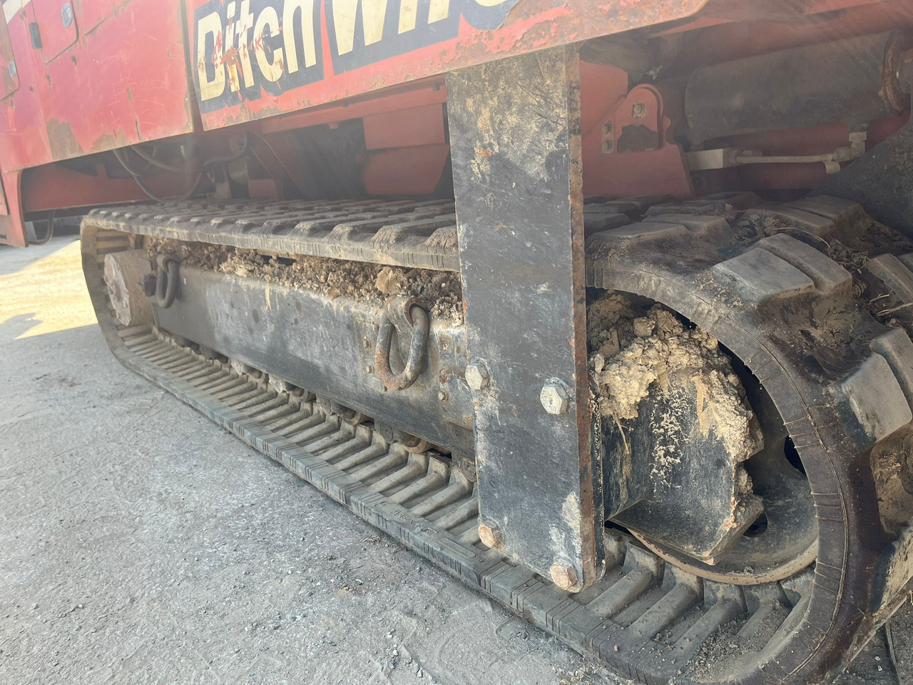 Ditch Witch JT100 Mach 1 - Perforadora direccional horizontal: foto 3 Ditch Witch JT100 Mach 1 - Perforadora direccional horizontal: foto 3