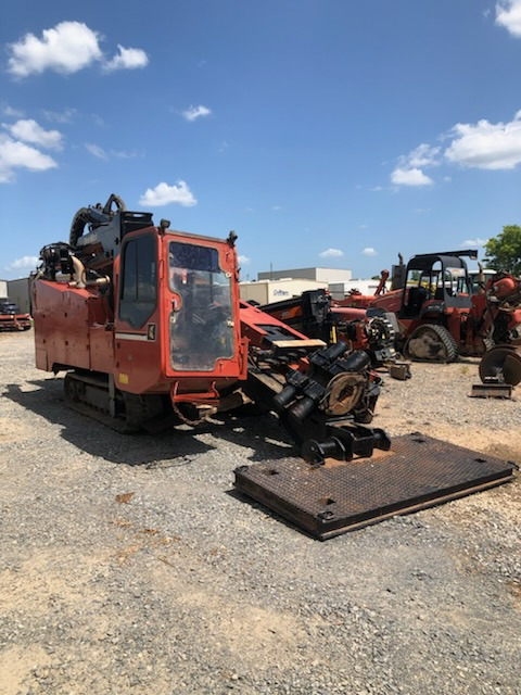 Ditch Witch JT100 Mach 1 - Perforadora direccional horizontal: foto 3 Ditch Witch JT100 Mach 1 - Perforadora direccional horizontal: foto 3