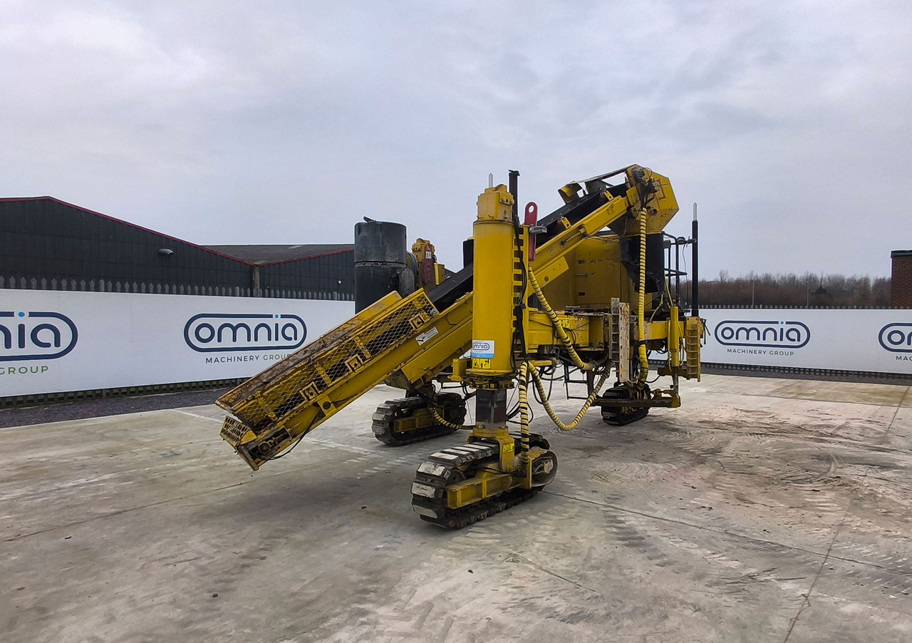 Gomaco Commander III - Extendedora de encofrado deslizante: foto 3 Gomaco Commander III - Extendedora de encofrado deslizante: foto 3