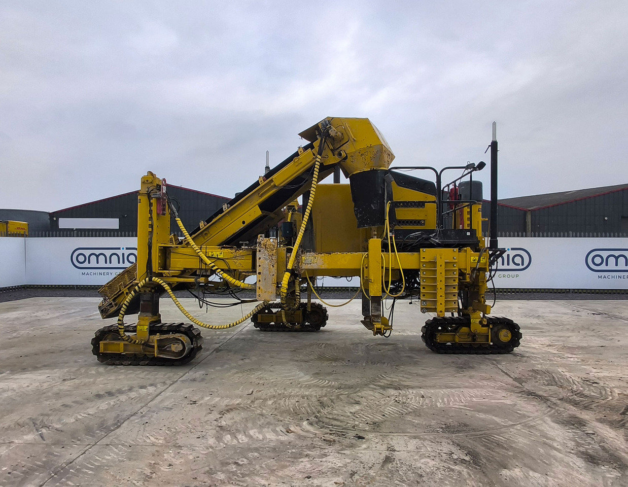 Gomaco Commander III - Extendedora de encofrado deslizante: foto 1 Gomaco Commander III - Extendedora de encofrado deslizante: foto 1