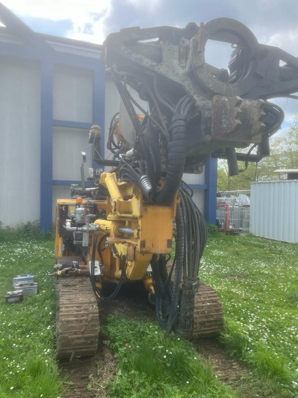 Hutte HBR 502-2 - Martillo de hinca de pilotes: foto 3 Hutte HBR 502-2 - Martillo de hinca de pilotes: foto 3