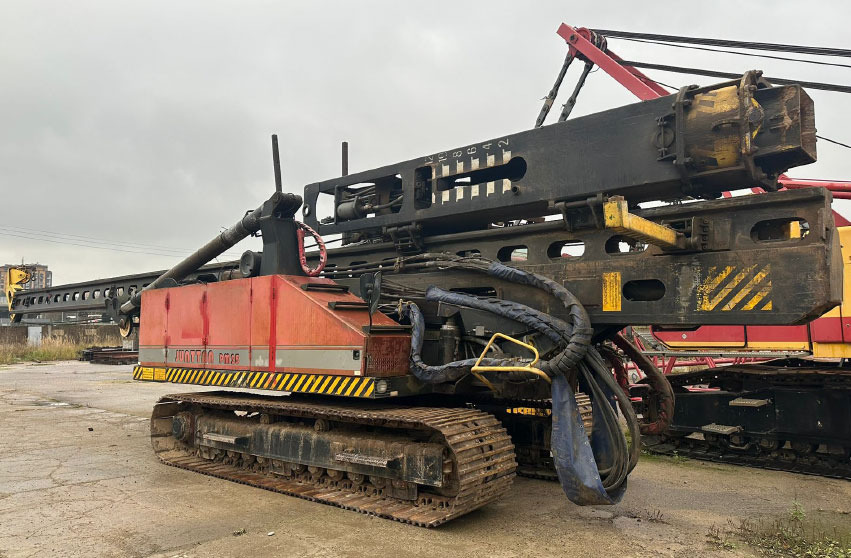 Junttan PM 25 - Martillo de hinca de pilotes: foto 1 Junttan PM 25 - Martillo de hinca de pilotes: foto 1