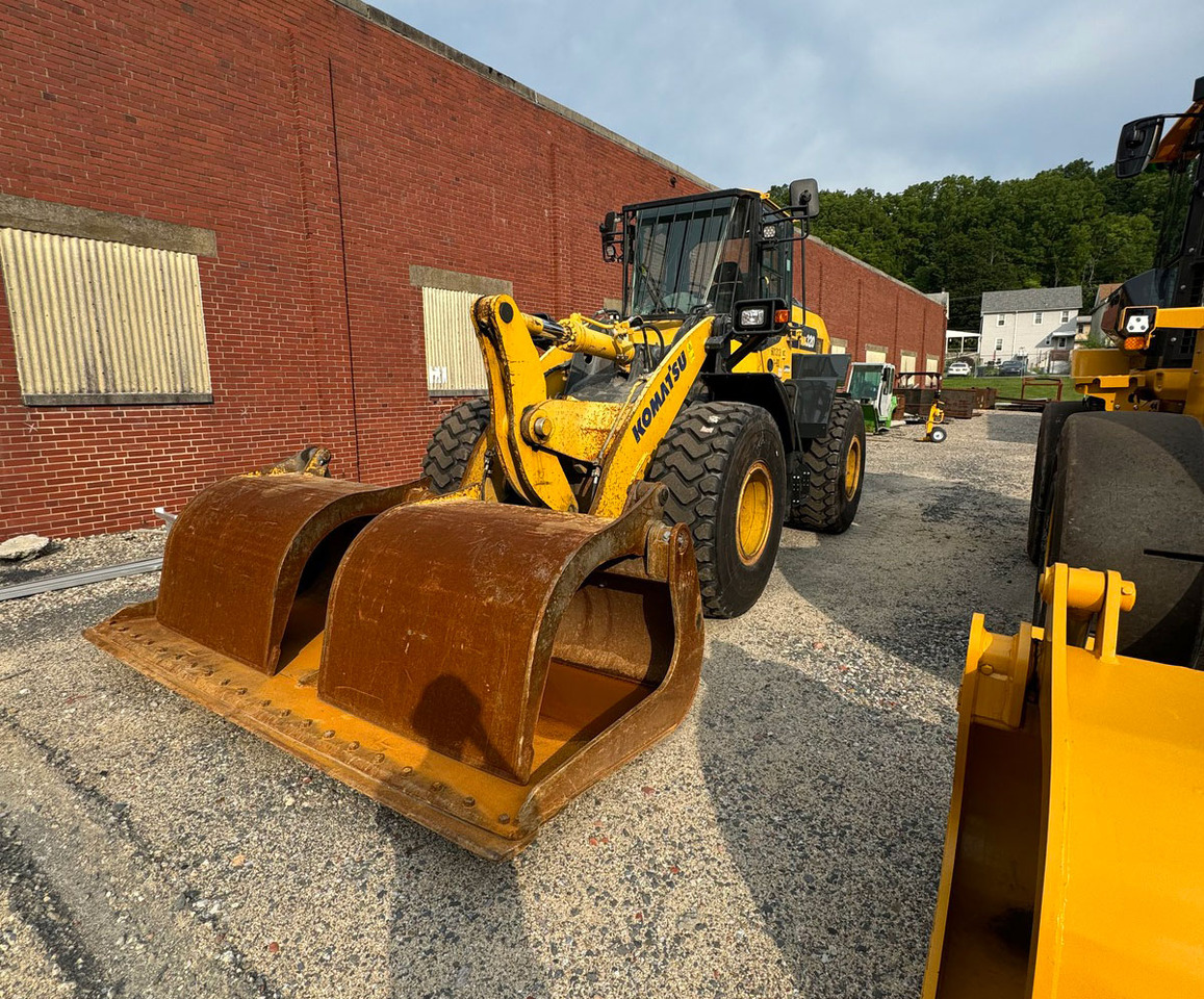 Komatsu WA320-8 - Cargadora de ruedas: foto 1 Komatsu WA320-8 - Cargadora de ruedas: foto 1