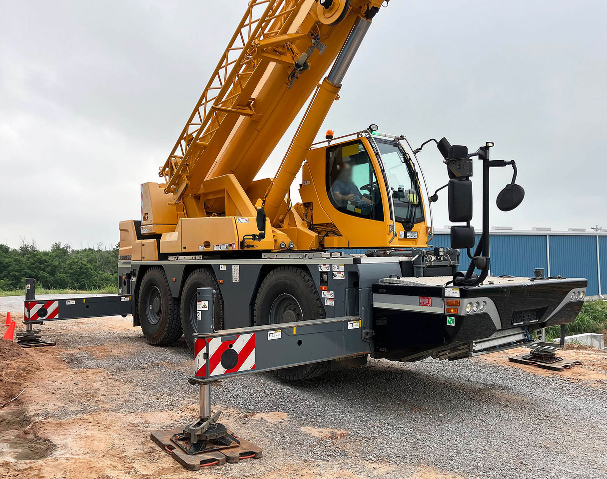 Liebherr LTC 1050-3.1 - Autogrúa: foto 2 Liebherr LTC 1050-3.1 - Autogrúa: foto 2