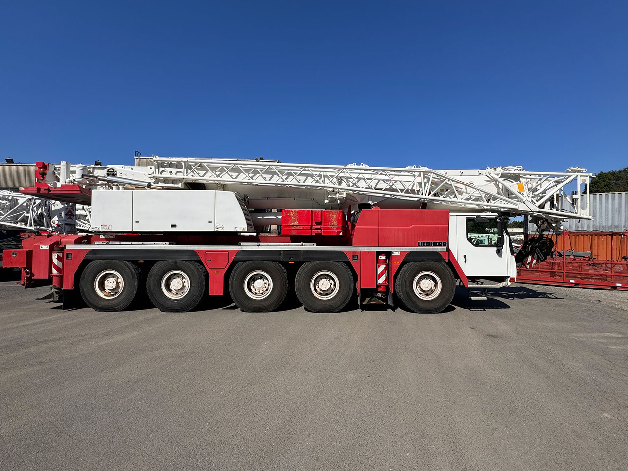 Liebherr LTM 1130-5.1 - Autogrúa: foto 3 Liebherr LTM 1130-5.1 - Autogrúa: foto 3