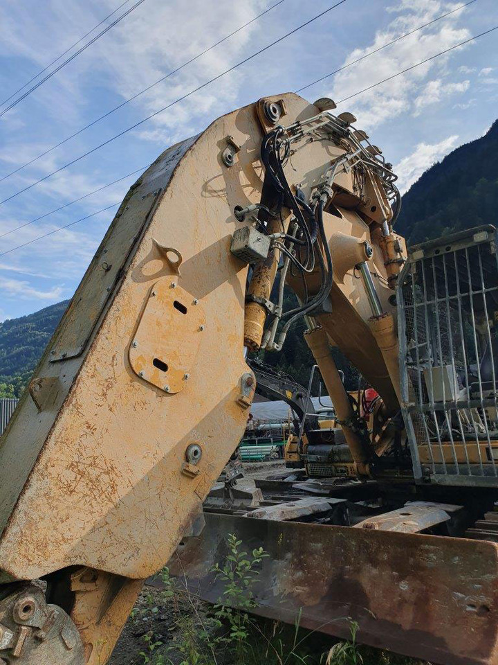 Excavadora de cadenas Liebherr R943T: foto 6