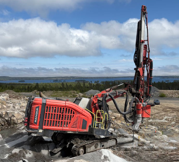 Sandvik DX800i - Perforadora: foto 2 Sandvik DX800i - Perforadora: foto 2