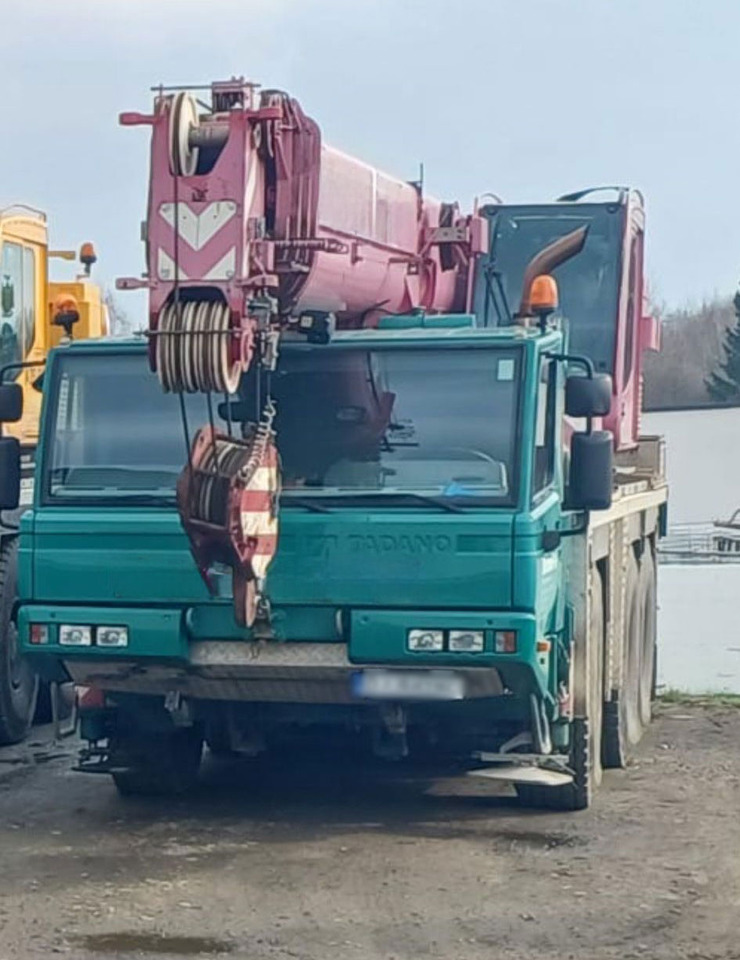 Tadano ATF 50G-3 - Autogrúa: foto 4 Tadano ATF 50G-3 - Autogrúa: foto 4