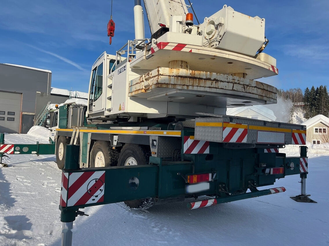 Tadano Faun ATF 100G-4 - Autogrúa: foto 4 Tadano Faun ATF 100G-4 - Autogrúa: foto 4