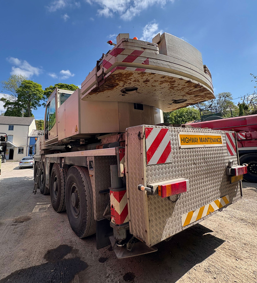 Autogrúa Tadano Faun ATF 90G-4: foto 7 Autogrúa Tadano Faun ATF 90G-4: foto 7