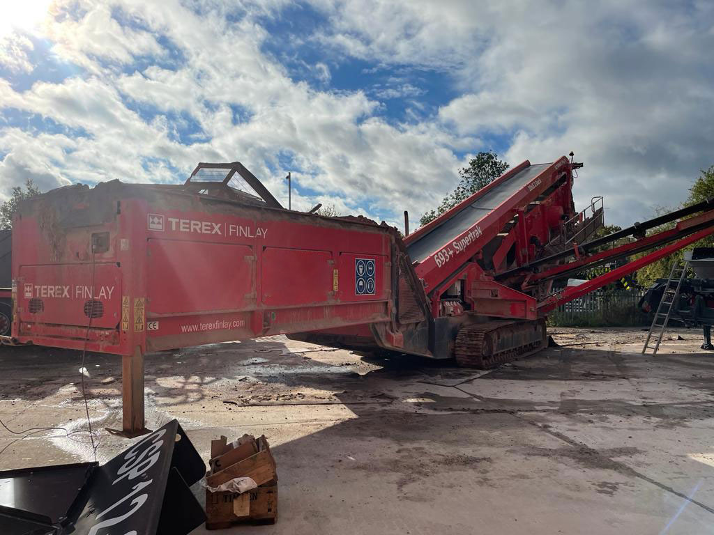 Terex Finlay 693+ - Cribadora: foto 3 Terex Finlay 693+ - Cribadora: foto 3