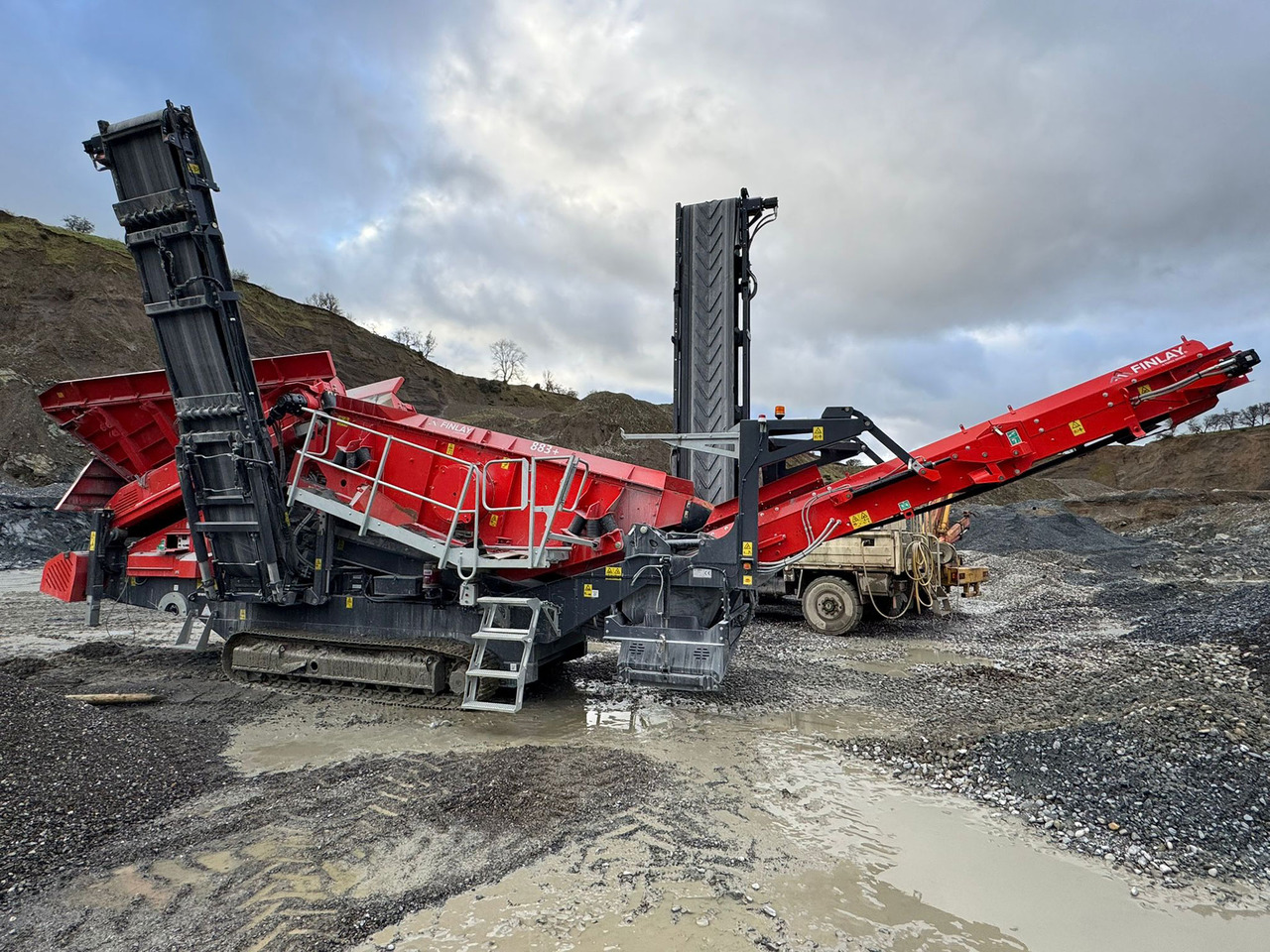 Terex Finlay 883+ - Cribadora: foto 1 Terex Finlay 883+ - Cribadora: foto 1