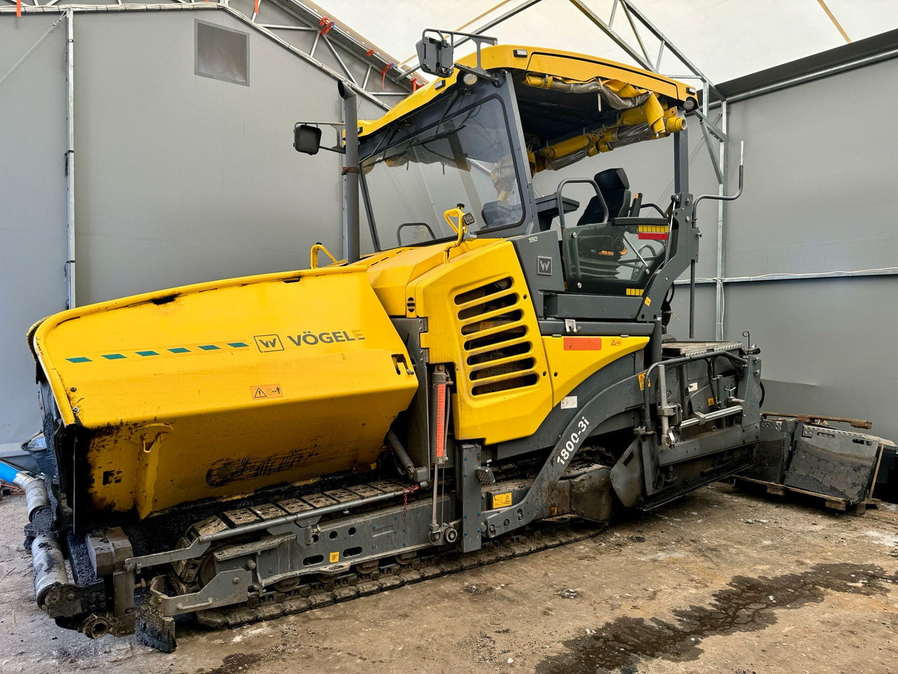 Vogele Super 1800-3i - Pavimentadora de asfalto: foto 2 Vogele Super 1800-3i - Pavimentadora de asfalto: foto 2