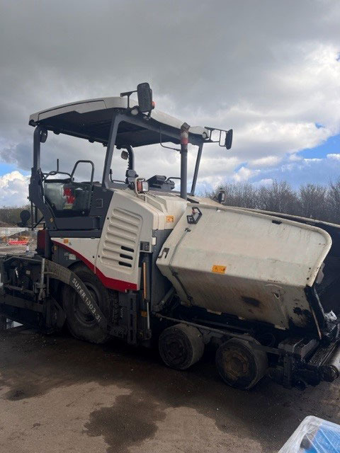 Vogele Super 1803-3i - Pavimentadora de asfalto: foto 3 Vogele Super 1803-3i - Pavimentadora de asfalto: foto 3