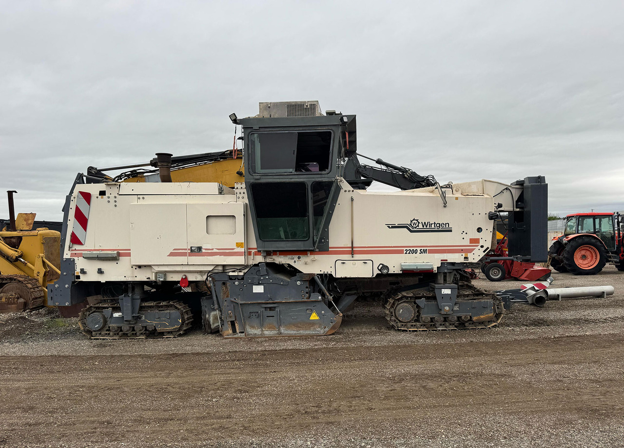 Wirtgen 2200 SM - Fresadora en frío: foto 2 Wirtgen 2200 SM - Fresadora en frío: foto 2