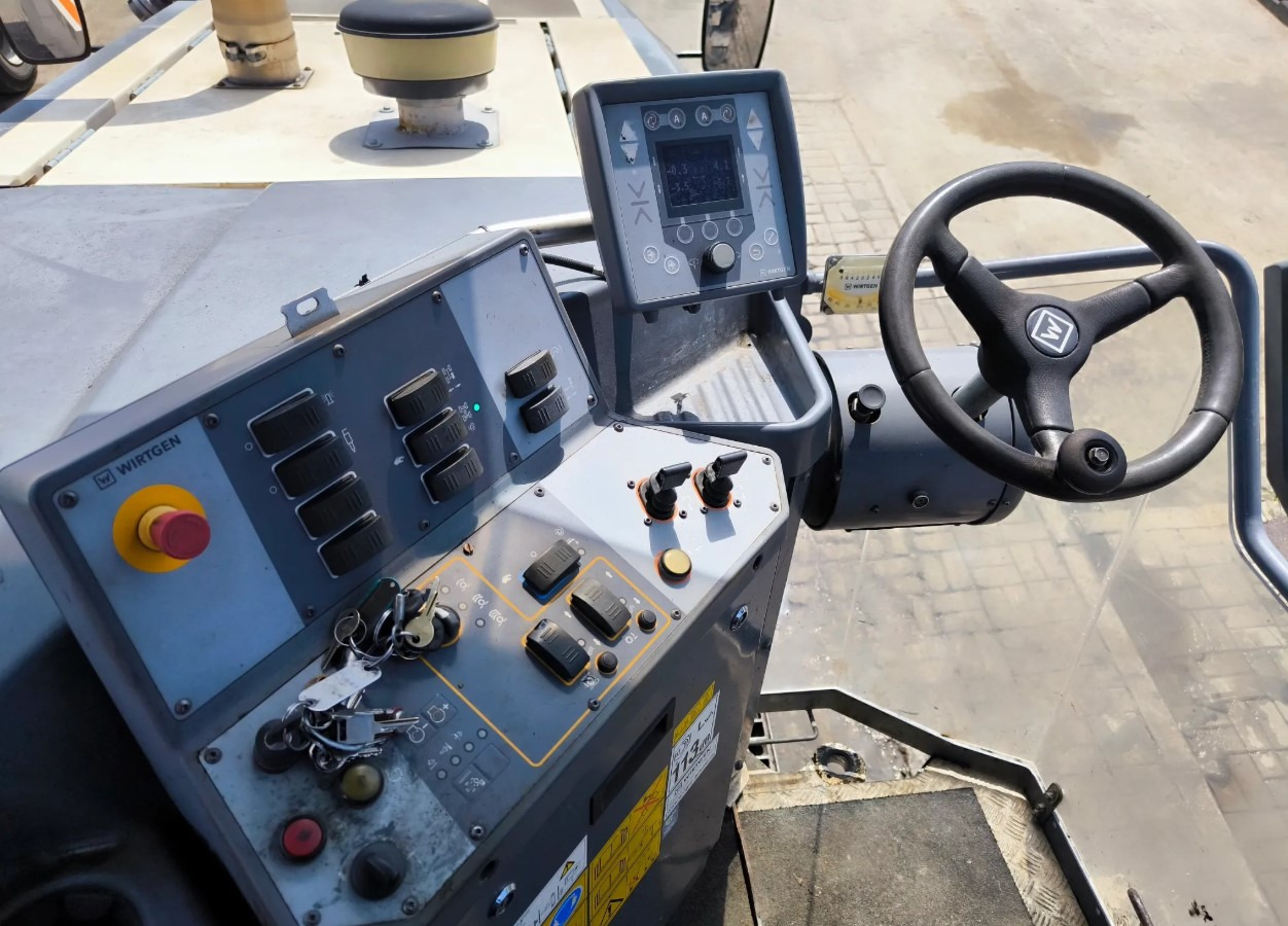 Fresadora en frío Wirtgen W 100 Ri: foto 7