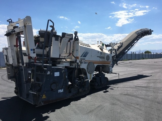 Wirtgen W 1200 F - Fresadora en frío: foto 1 Wirtgen W 1200 F - Fresadora en frío: foto 1