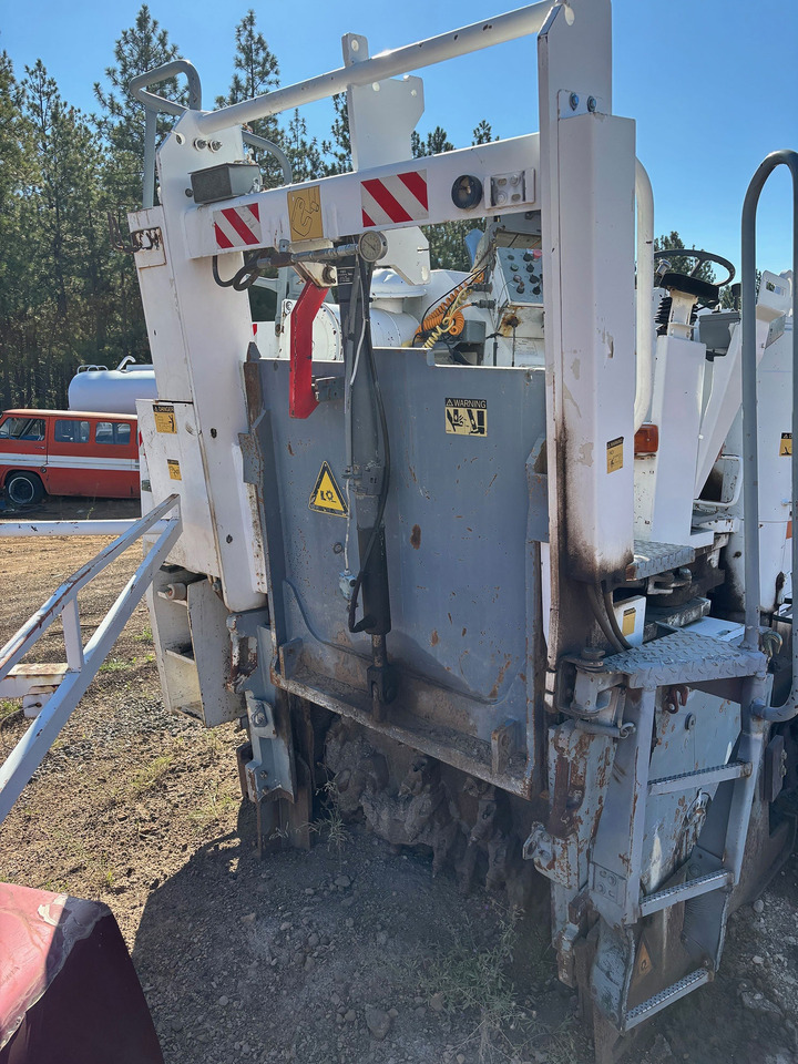 Wirtgen W 1200 F - Fresadora en frío: foto 5 Wirtgen W 1200 F - Fresadora en frío: foto 5
