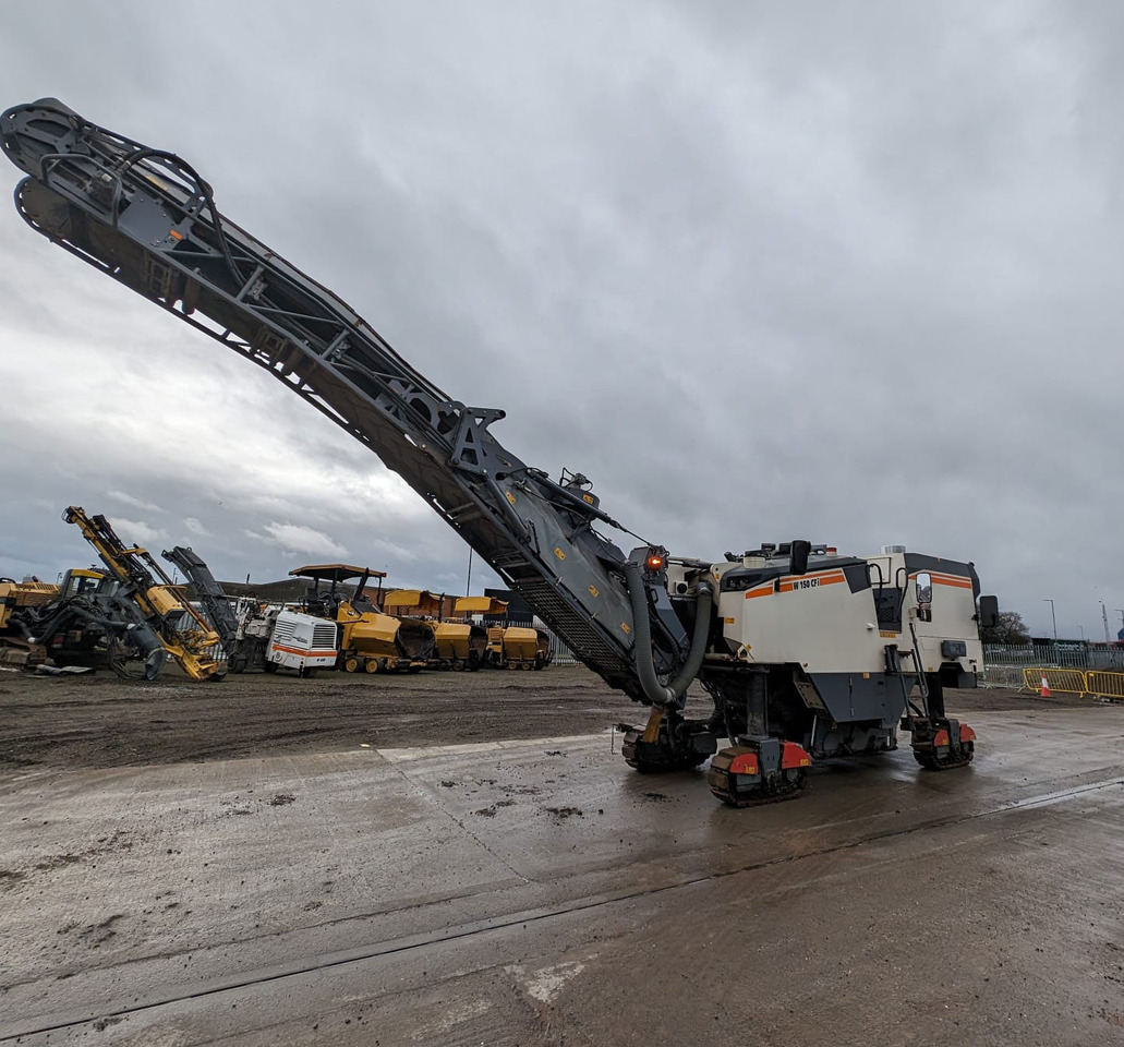 Wirtgen W 150 CFI - Fresadora en frío: foto 5 Wirtgen W 150 CFI - Fresadora en frío: foto 5