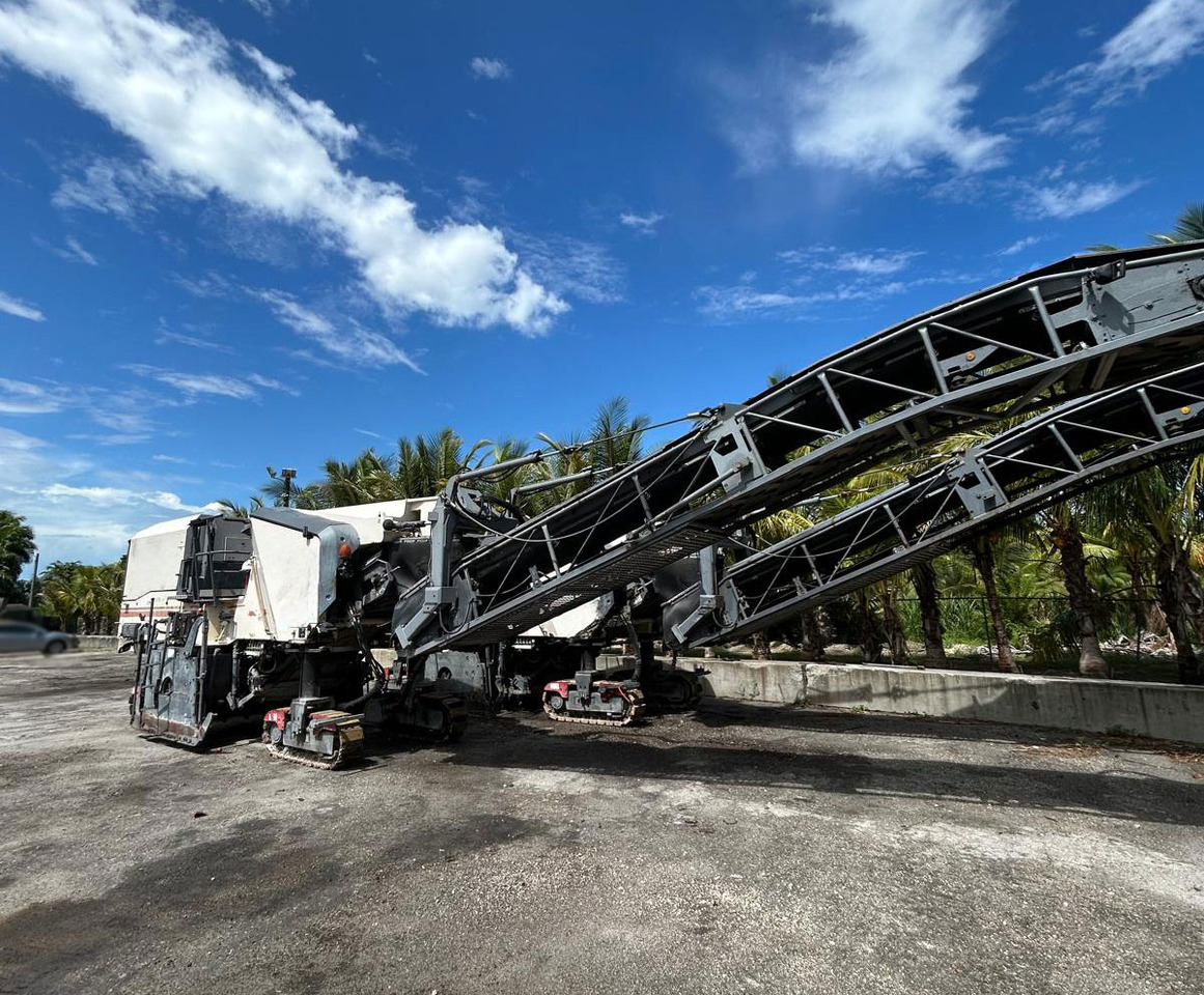 Wirtgen W 200 - Fresadora en frío: foto 1 Wirtgen W 200 - Fresadora en frío: foto 1