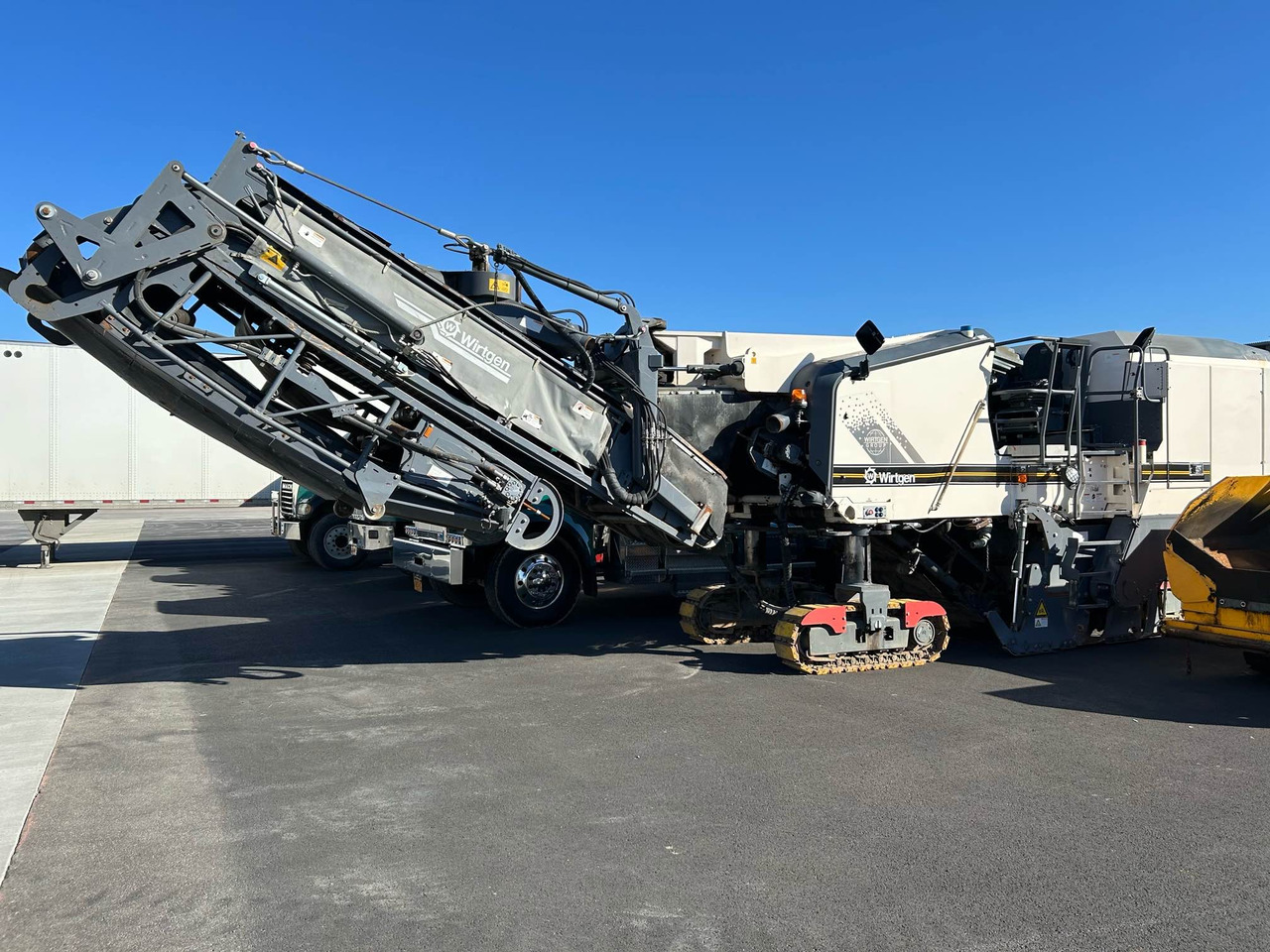 Wirtgen W 200 I - Fresadora en frío: foto 1 Wirtgen W 200 I - Fresadora en frío: foto 1