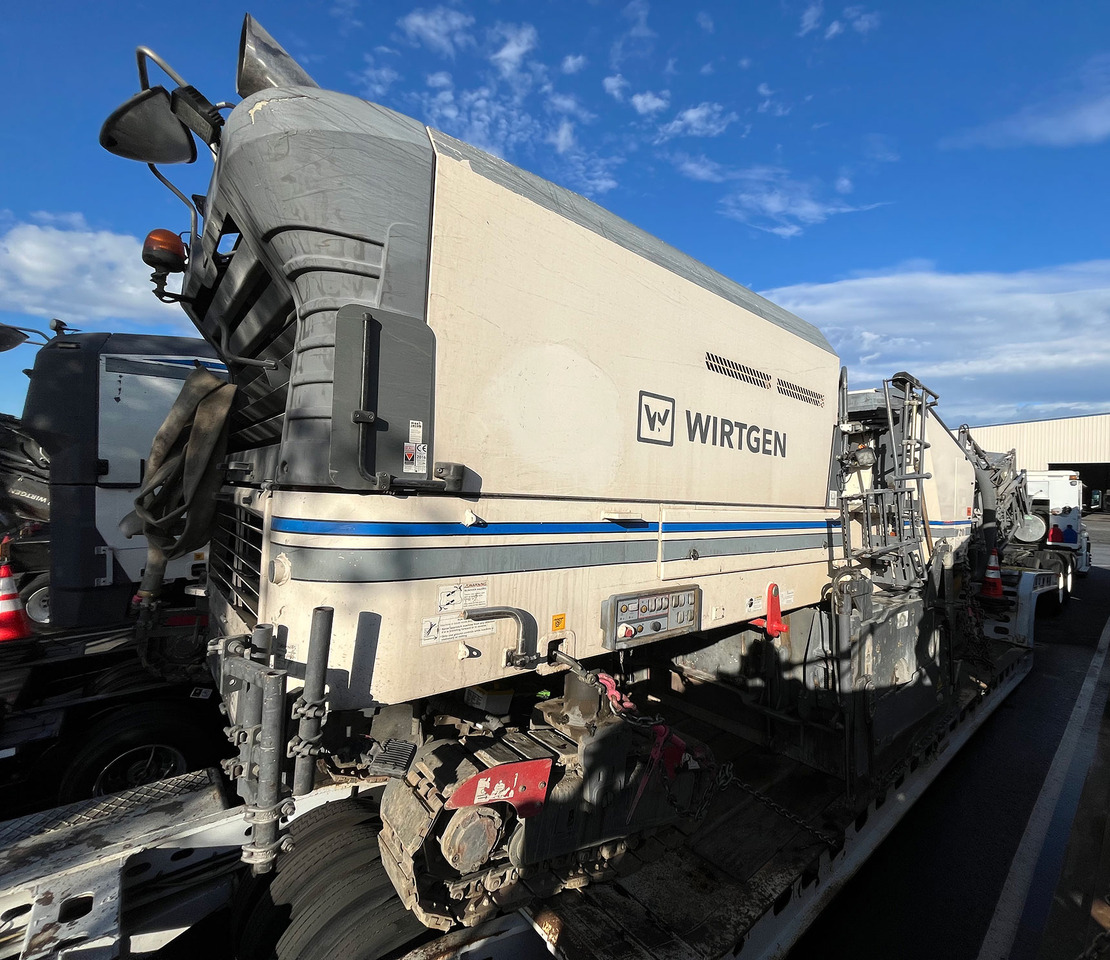 Wirtgen W 210 i - Fresadora en frío: foto 1 Wirtgen W 210 i - Fresadora en frío: foto 1