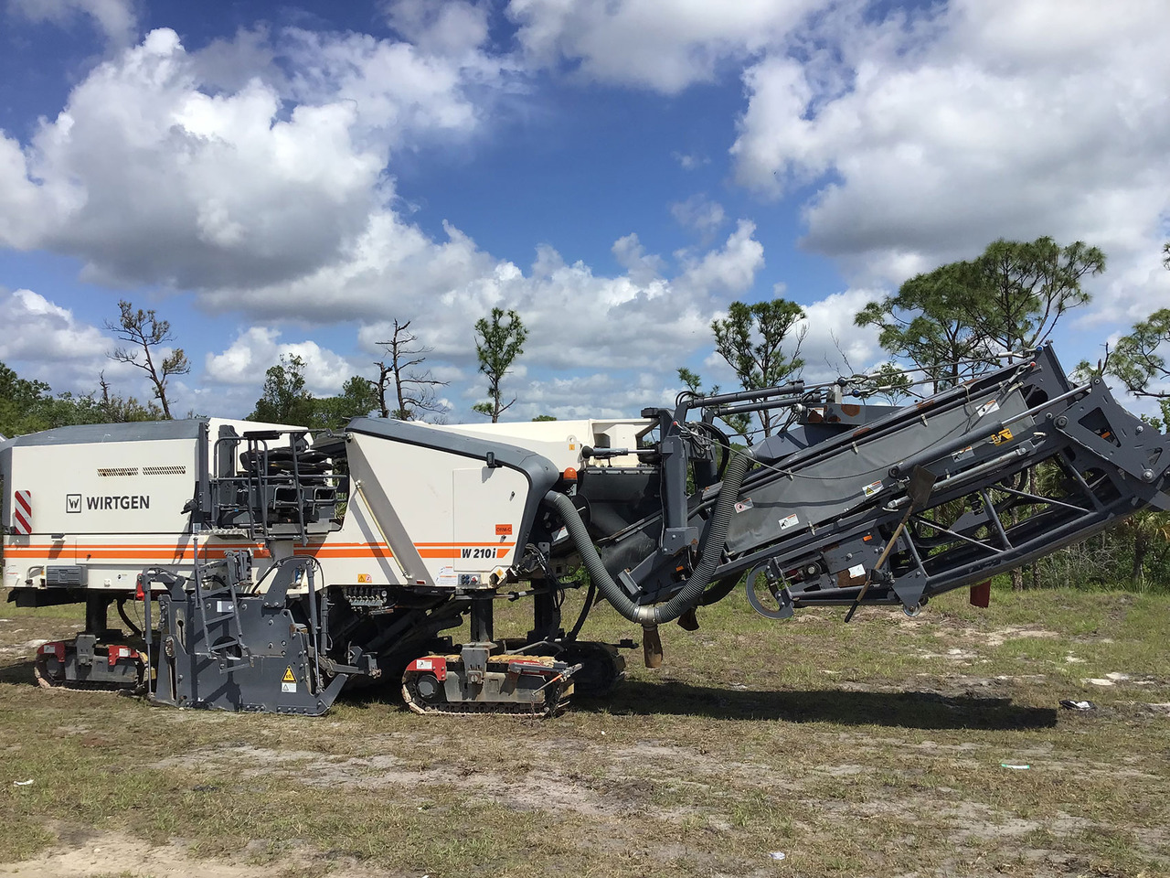 Wirtgen W 210 i - Fresadora en frío: foto 1 Wirtgen W 210 i - Fresadora en frío: foto 1