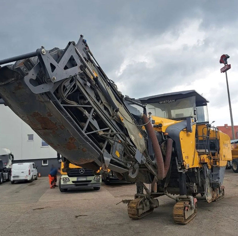Wirtgen W 210 i - Fresadora en frío: foto 3 Wirtgen W 210 i - Fresadora en frío: foto 3
