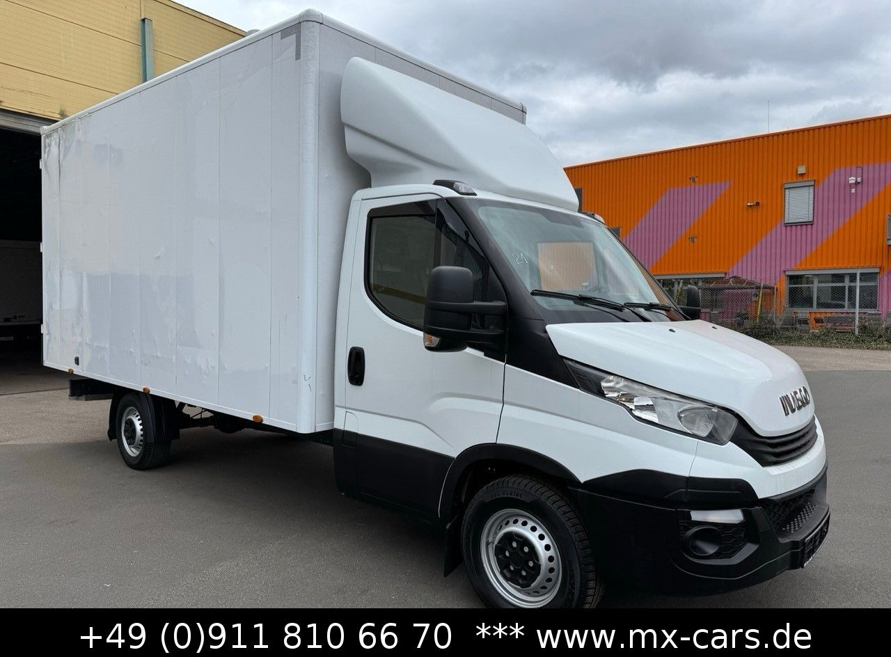 Iveco Daily 35s14 Möbel Maxi 4,39 l / 2,37 hoch 22 m³ - Furgoneta caja cerrada: foto 3 Iveco Daily 35s14 Möbel Maxi 4,39 l / 2,37 hoch 22 m³ - Furgoneta caja cerrada: foto 3