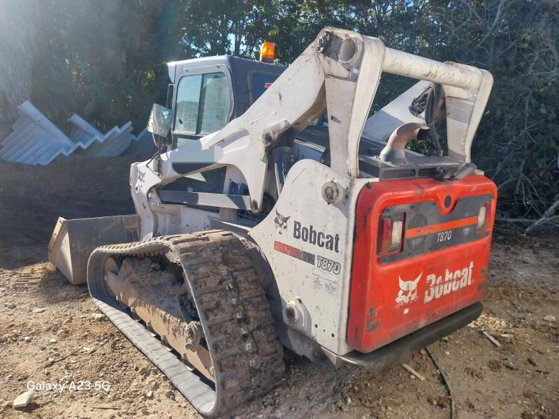 BOBCAT T870 - Minicargadora de cadenas: foto 2 BOBCAT T870 - Minicargadora de cadenas: foto 2