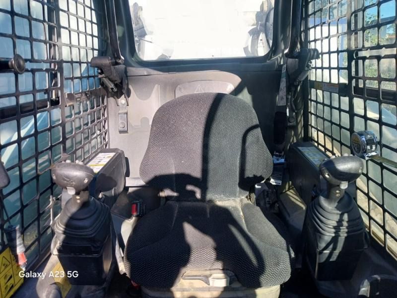 BOBCAT T870 - Minicargadora de cadenas: foto 3 BOBCAT T870 - Minicargadora de cadenas: foto 3