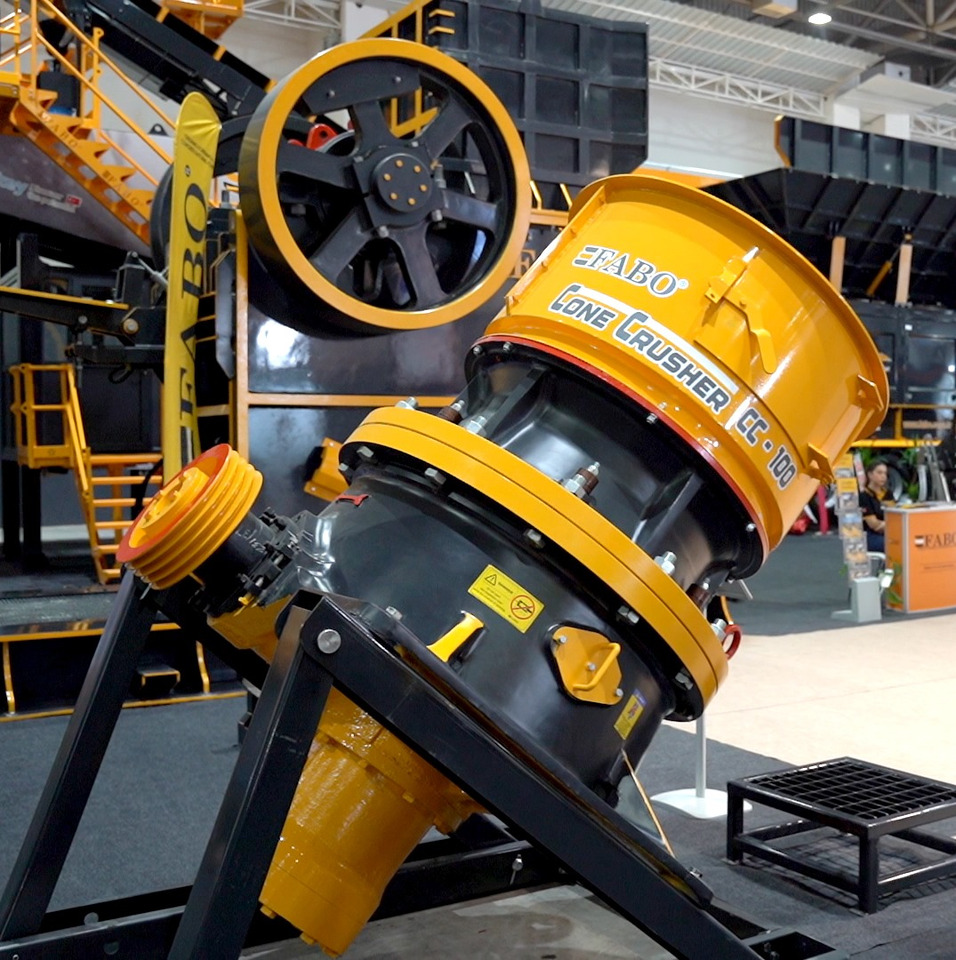 FABO cone crusher - Trituradora de cono: foto 1 FABO cone crusher - Trituradora de cono: foto 1