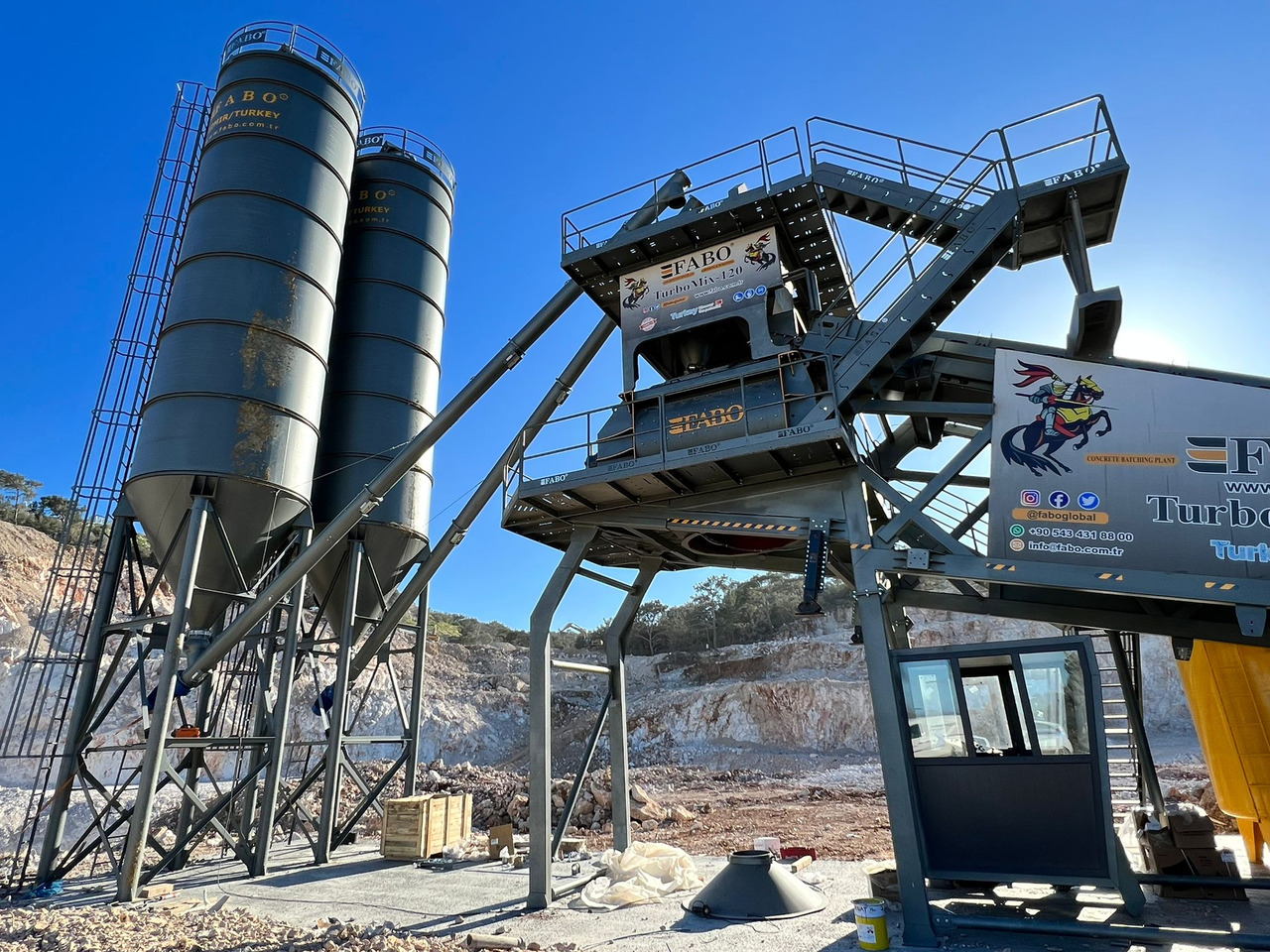 FABO mobile concrete batching plant - Planta de hormigón: foto 2 FABO mobile concrete batching plant - Planta de hormigón: foto 2