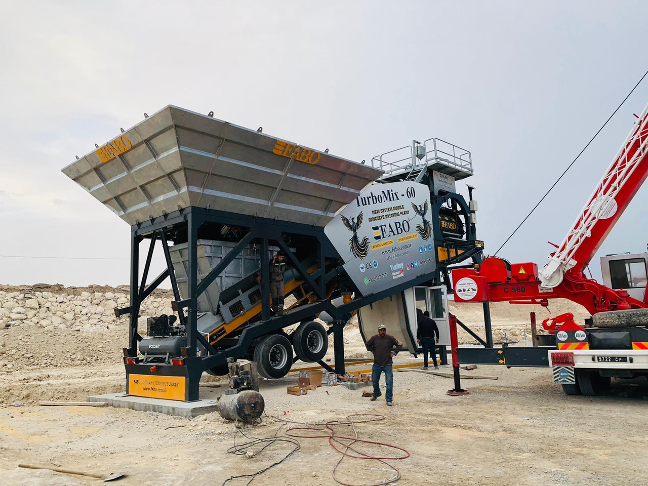FABO mobile concrete batching plant - Planta de hormigón: foto 3 FABO mobile concrete batching plant - Planta de hormigón: foto 3