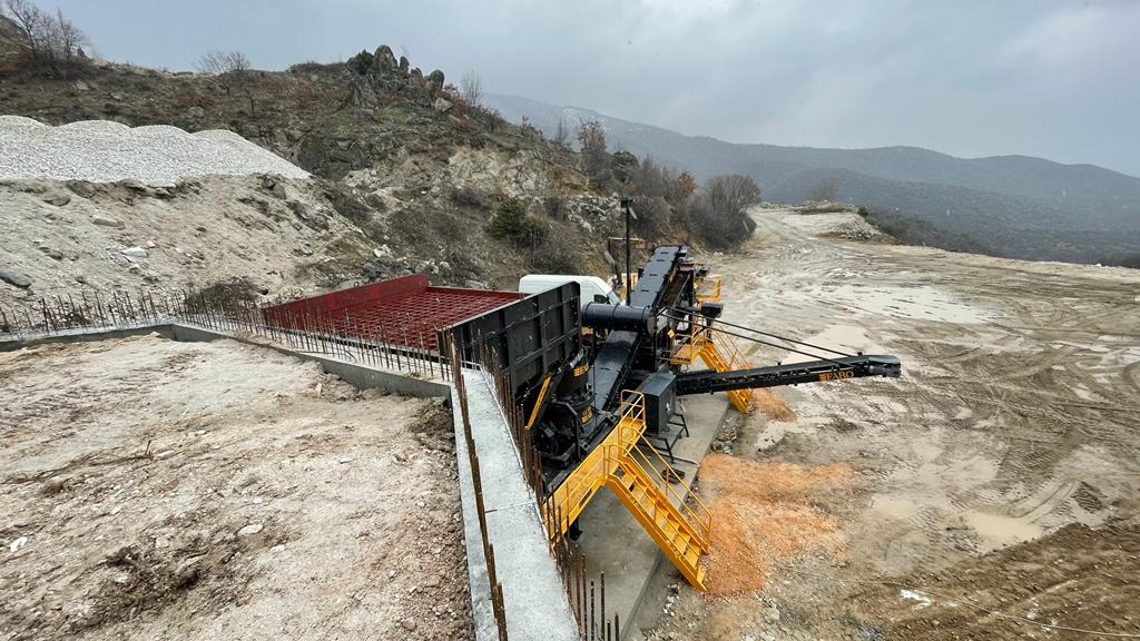 Trituradora de cono nuevo FABO mobile cone crusher: foto 9