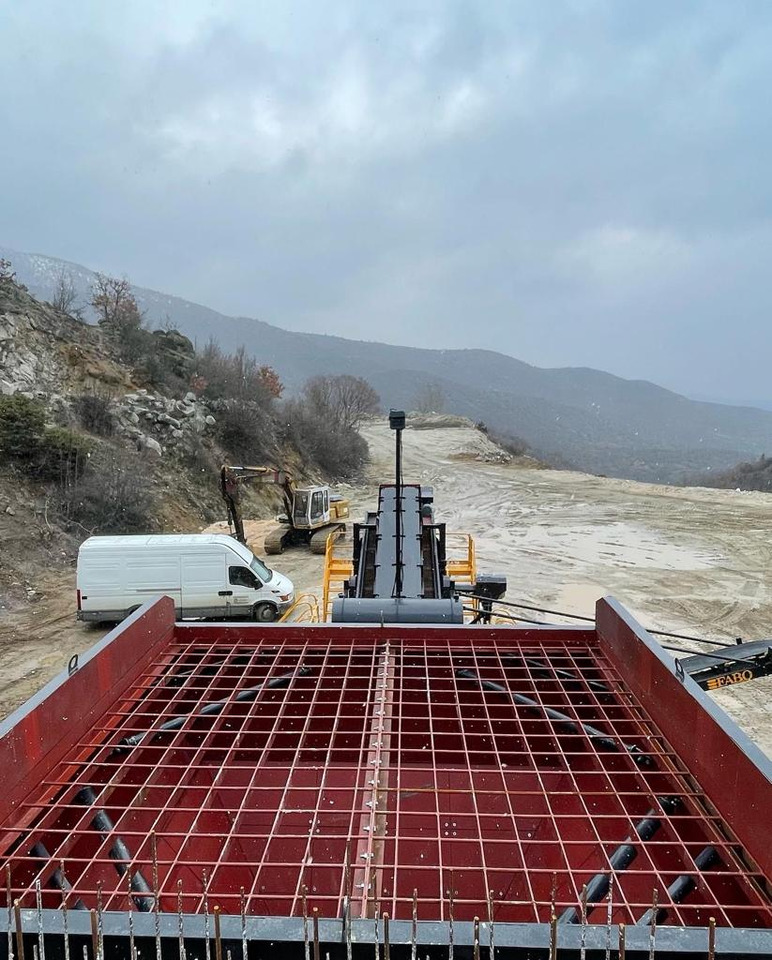 Trituradora de cono nuevo FABO mobile cone crusher: foto 12
