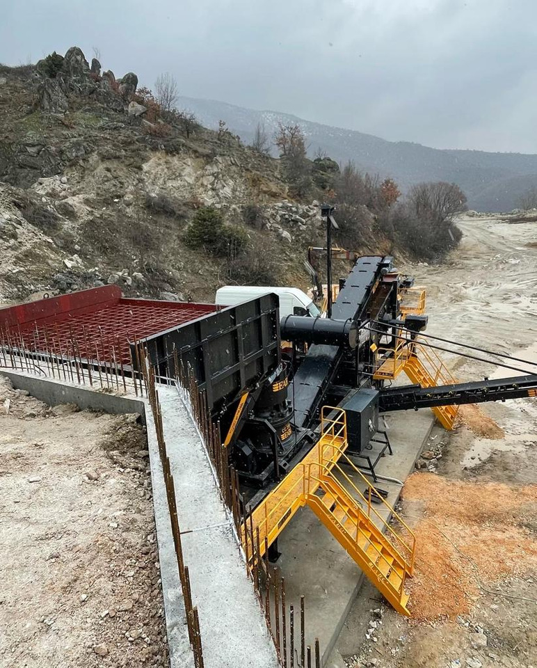 Trituradora de cono nuevo FABO mobile cone crusher: foto 11