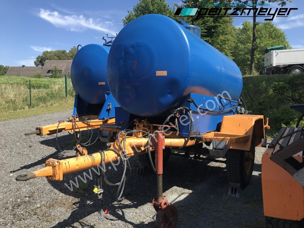 BATHE 1 Achs Anhänger Bitum / Teerkocher - 2,8 m³ Hatz Diesel-Motor 1 D 42 Z - Remolque cisterna: foto 3 BATHE 1 Achs Anhänger Bitum / Teerkocher - 2,8 m³ Hatz Diesel-Motor 1 D 42 Z - Remolque cisterna: foto 3