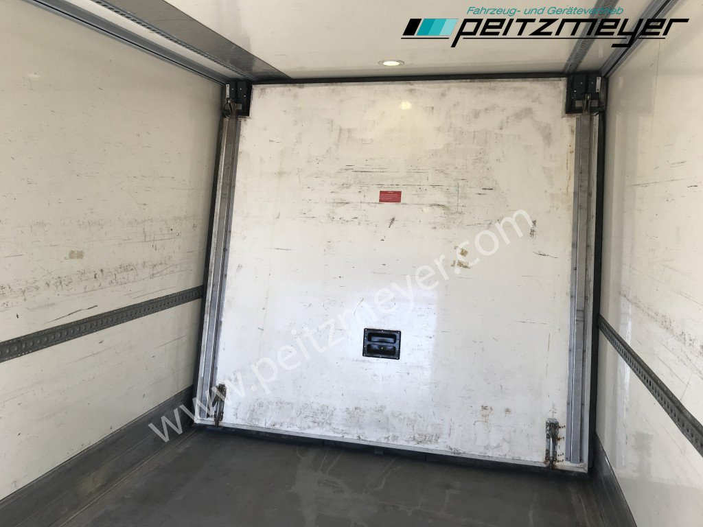 Camión frigorífico MERCEDES-BENZ Atego 1530 L Tiefkühlkoffer m. LBW, Thermoking T 1200 faltb. LBW 1,5 t., Seitentür, Trennwand: foto 27